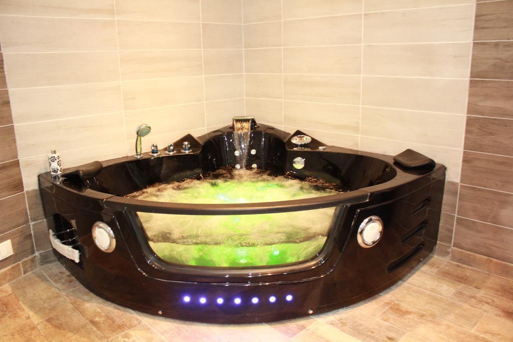 Appart'Hotel Art Deco Канны Экстерьер фото